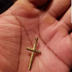 14kt yellow gold pendant